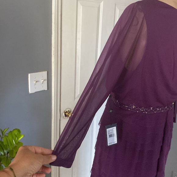 Adrianna Pappell NWT gown - Picture 10 of 12